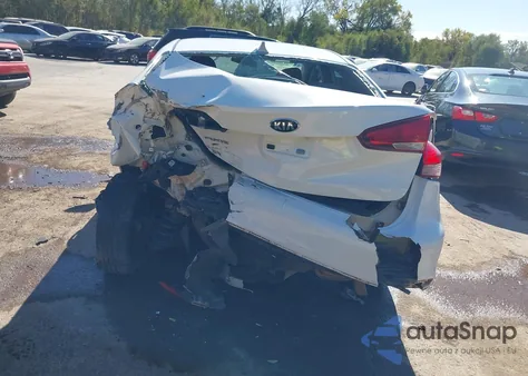 2017 Kia Forte Lx z USA, uszkodzony, nr VIN 3KPFK4A73HE068173